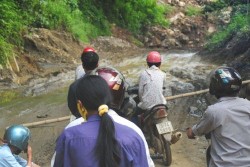 Travel to Laos from Vietnam