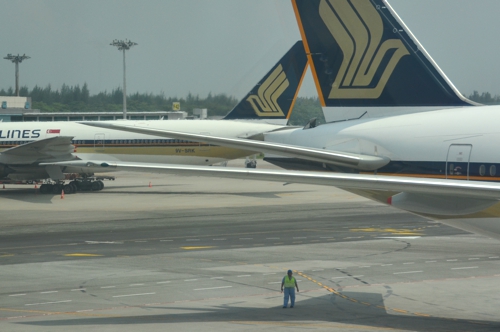 Singapore Airlines planes