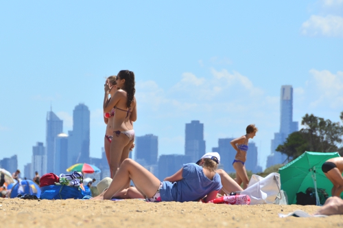 Nonetheless, it's definitely possible to enjoy some rest and relaxation on this city beach