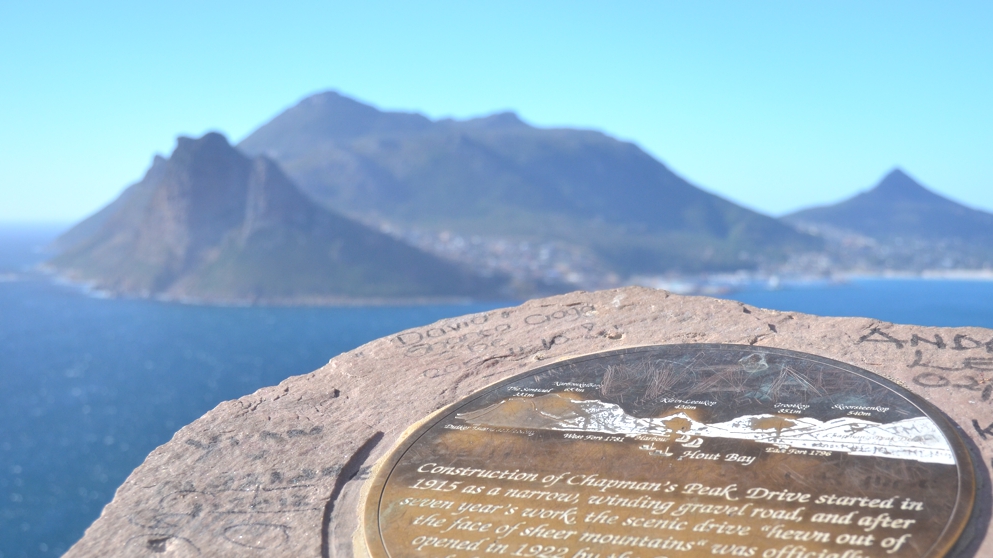 Coming back up the other side of the peninsula, stop at  Chapman's Peak for an awesome view of Hout Bay