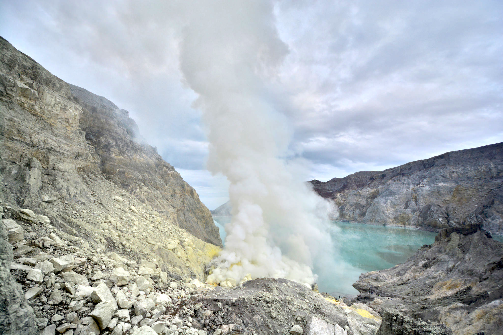 Exploring Indonesia’s Blue-Fire Volcano