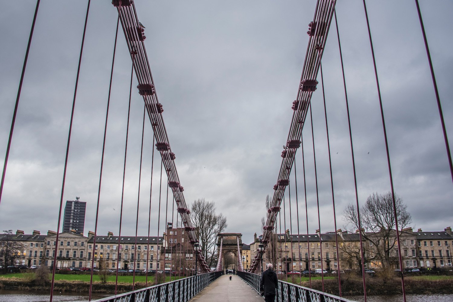 tourist attractions between glasgow and edinburgh