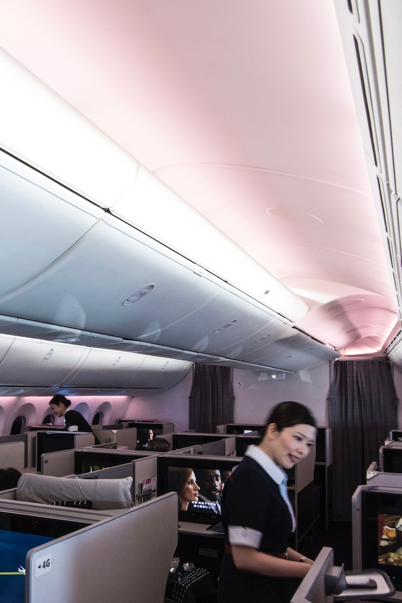 Business class cabin in JAL 787-9 Dreamliner