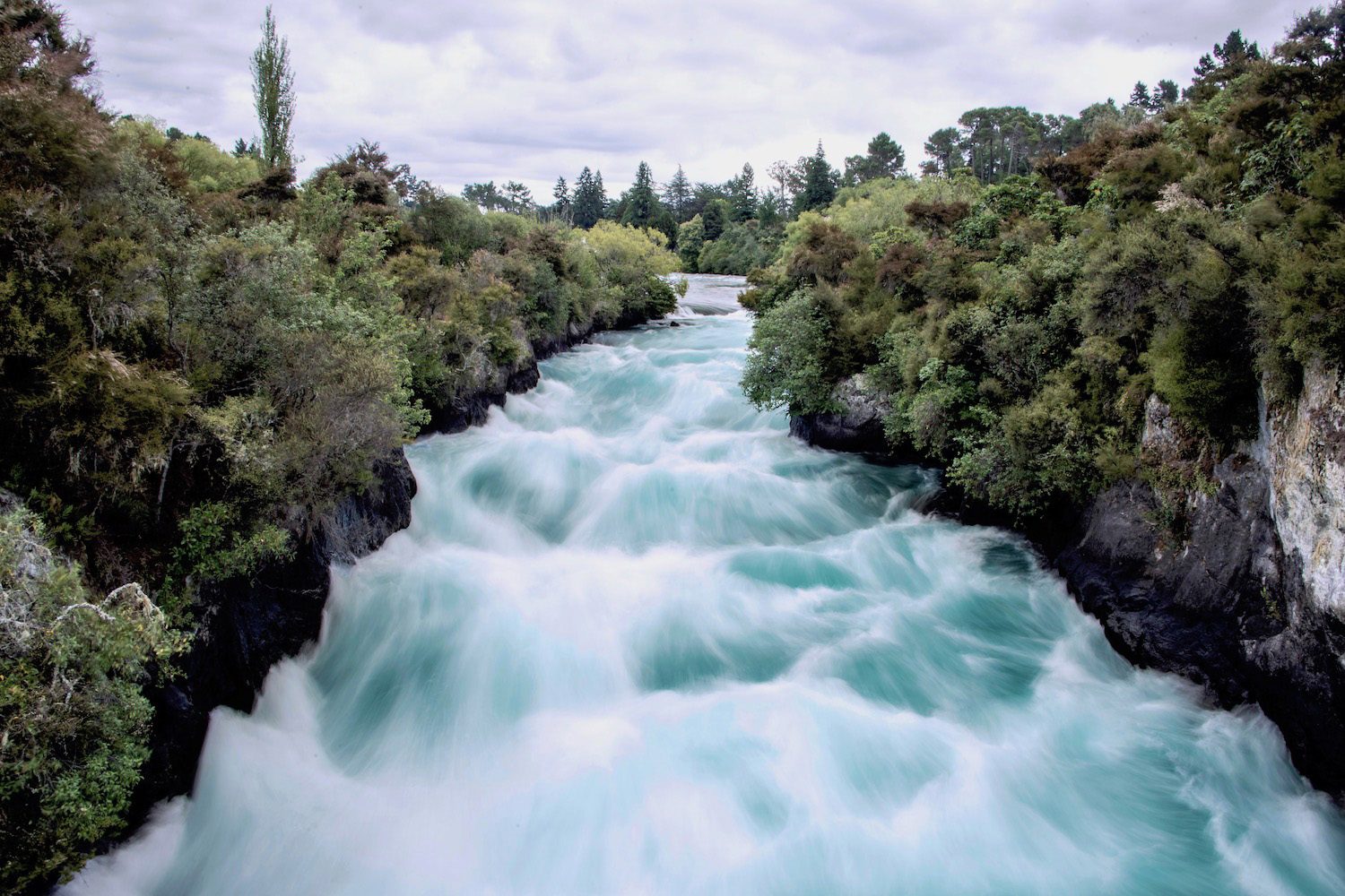 The Wondrous Nature of New Zealand's Lake Taupo • We Blog The World